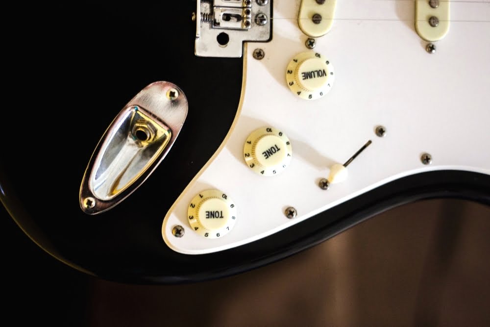 How to Fix Stripped Pickguard Screw Holes Blackwood Guitarworks