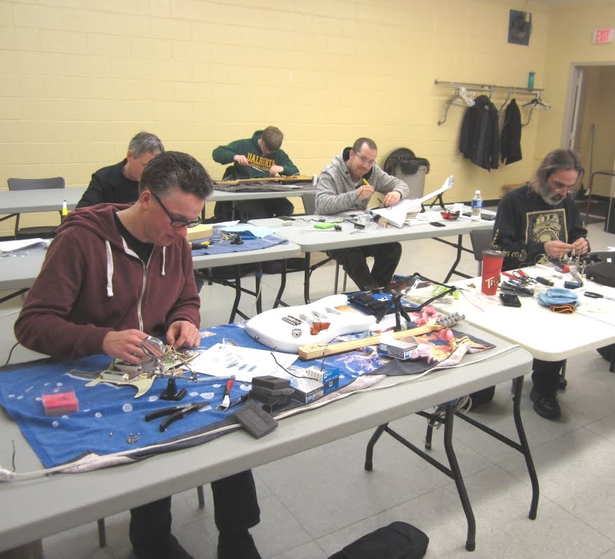 guitar-repair-class
