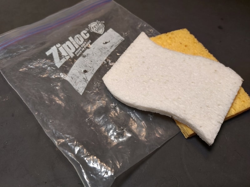 homemade guitar humidifier